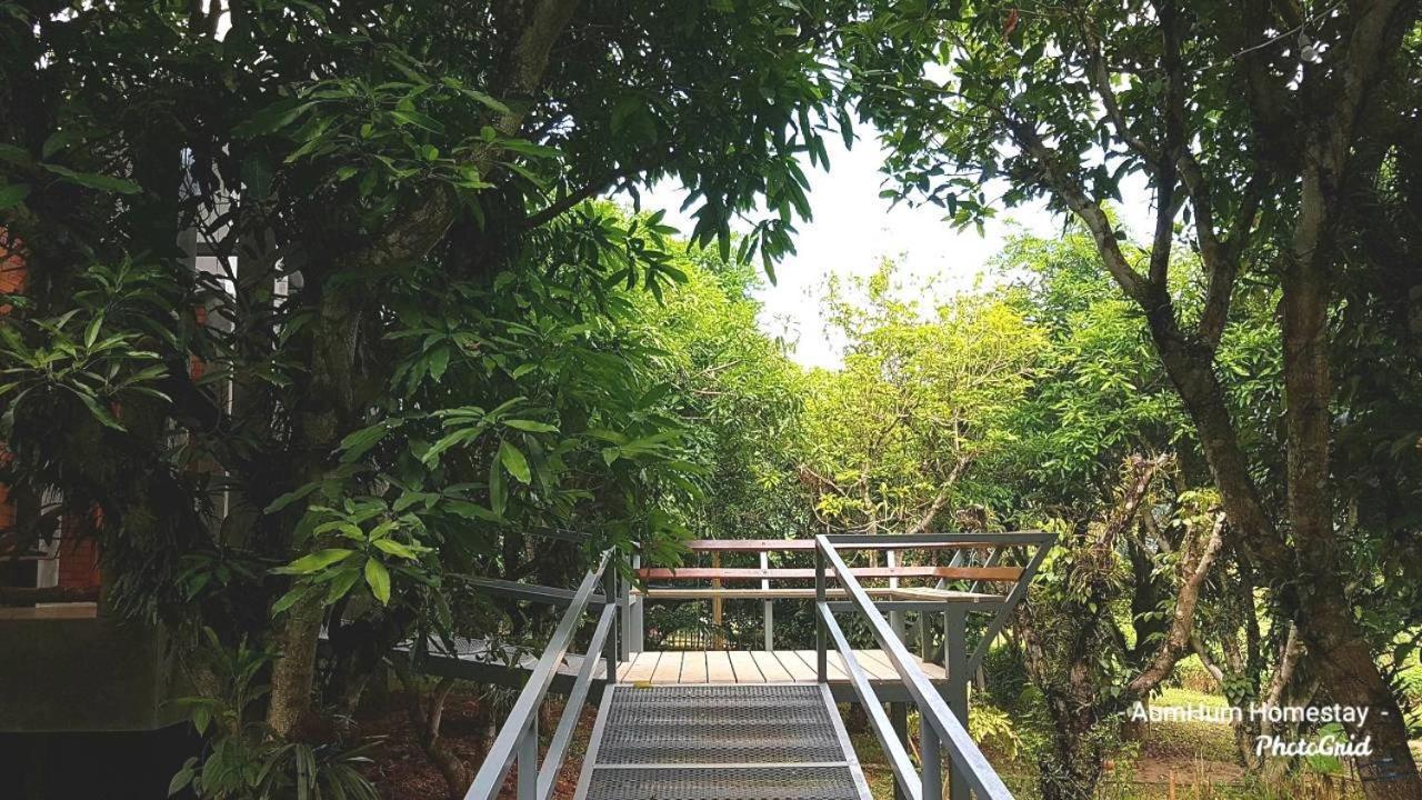 Aum Hum Homestay Fang Экстерьер фото