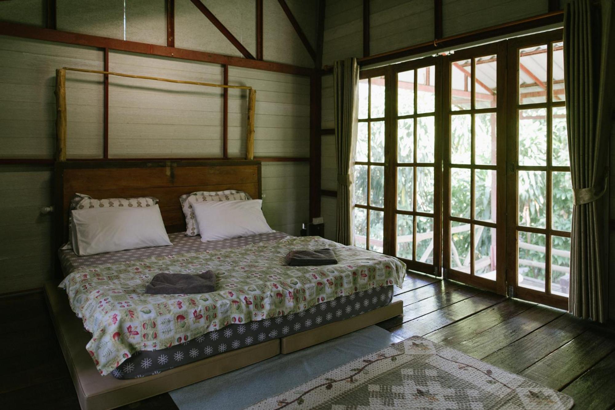 Aum Hum Homestay Fang Экстерьер фото