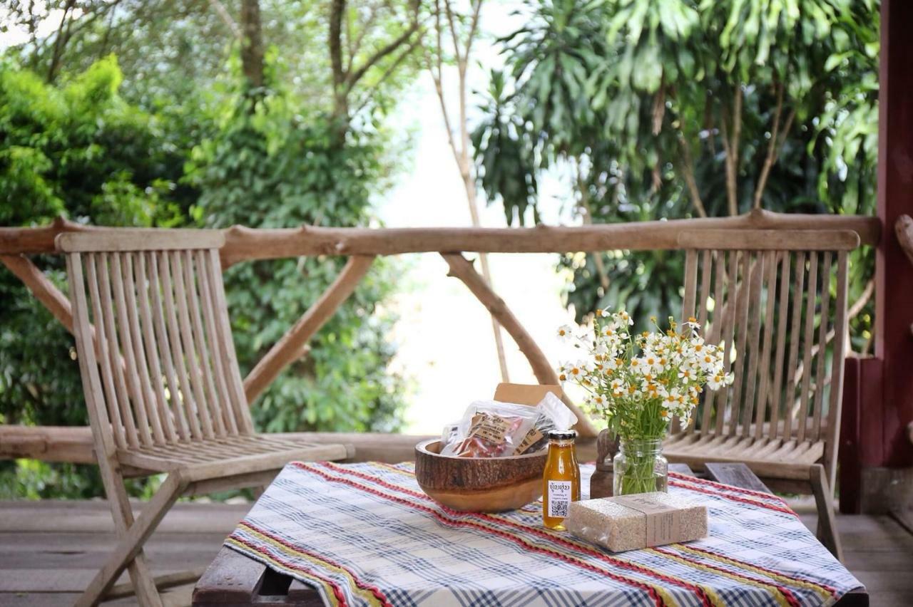 Aum Hum Homestay Fang Экстерьер фото